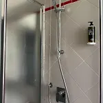 Отель Mambo
