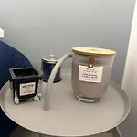Отель Mambo 3*