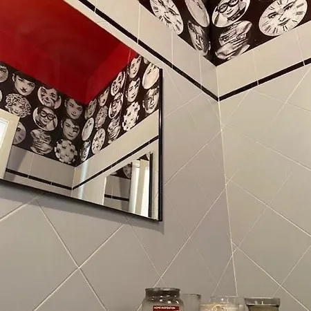 曼波酒店